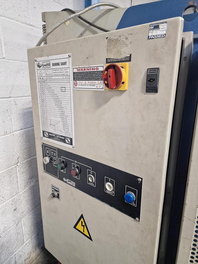 Used GUIFIL PE15-30 HYDRAULIC PRESSBRAKE