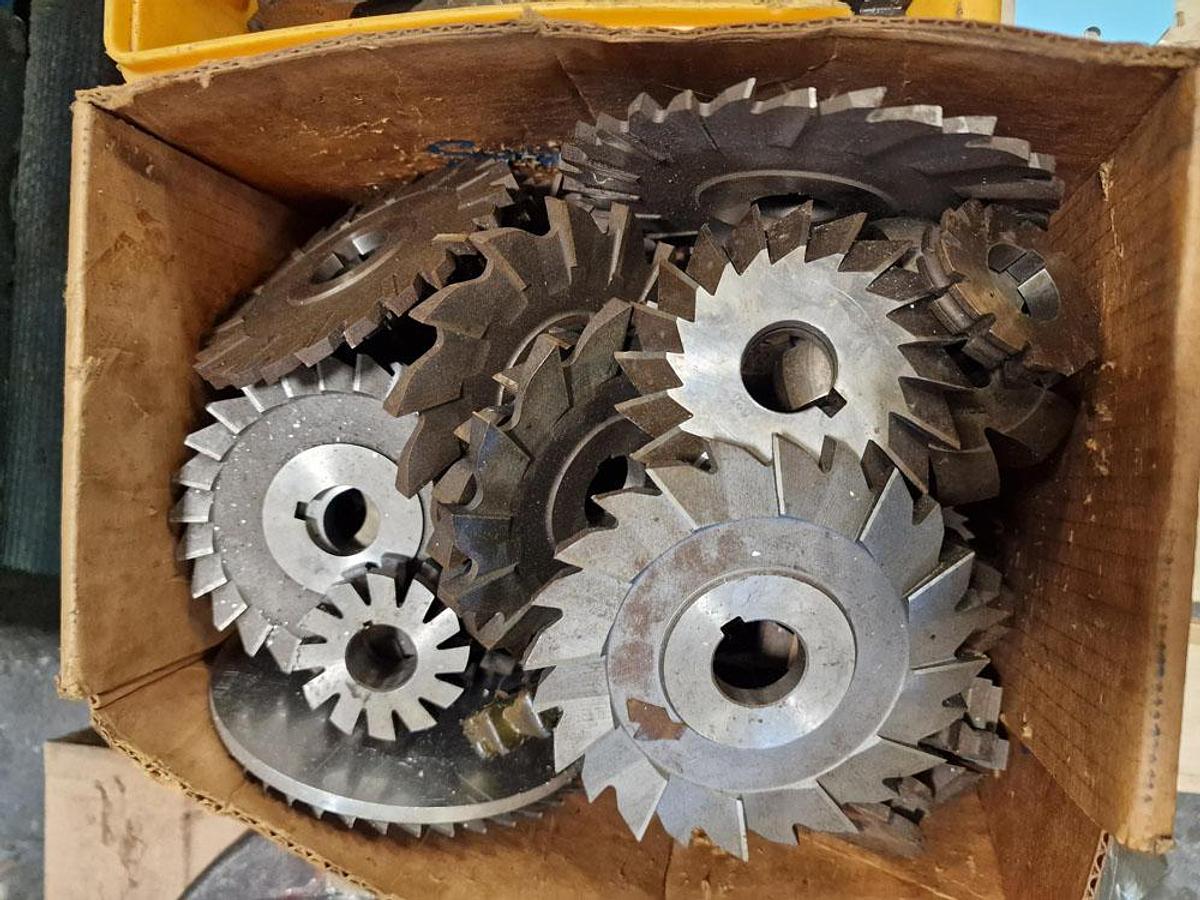 Used UNKNOWN MISCELLANEOUS SIDE & FACE CUTTERS
