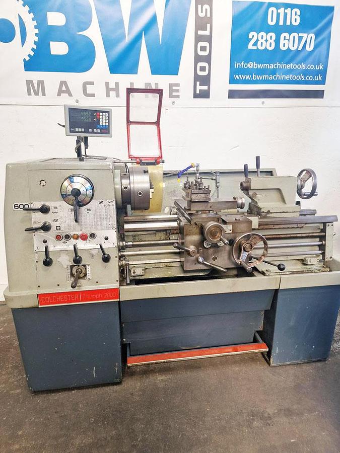 Used COLCHESTER TRIUMPH 2000 15" x 30" GAP BED CENTRE LATHE