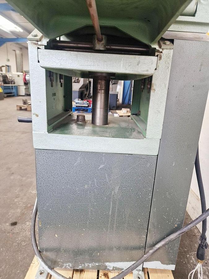 Used SEDGWICK PLANER THICKNESSER