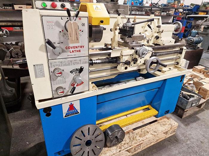Used CHESTER COVENTRY LATHE 12" x 32" GAP BED CENTRE LATHE