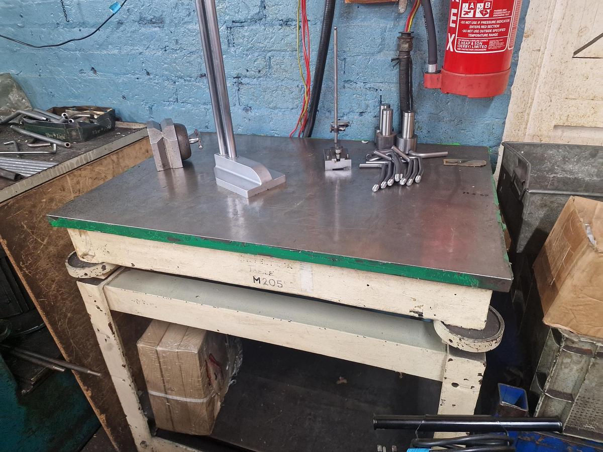 Used CROWN  INSPECTION SURFACE TABLE