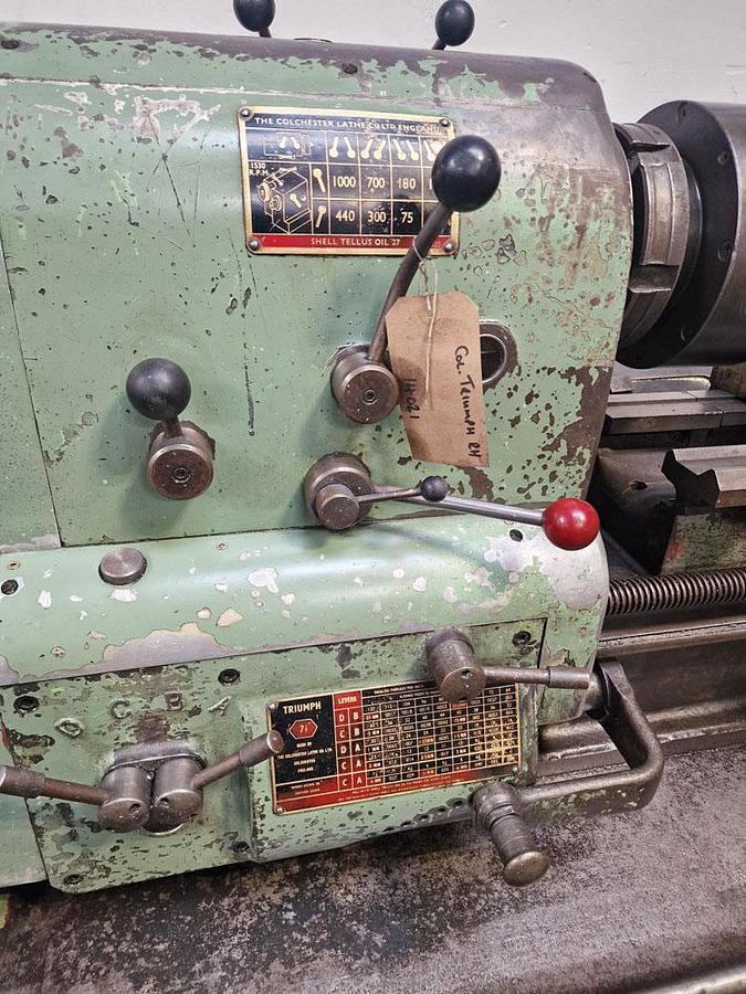 Used COLCHESTER TRIUMPH Mk.1 15" x 30" GAP BED CENTRE LATHE