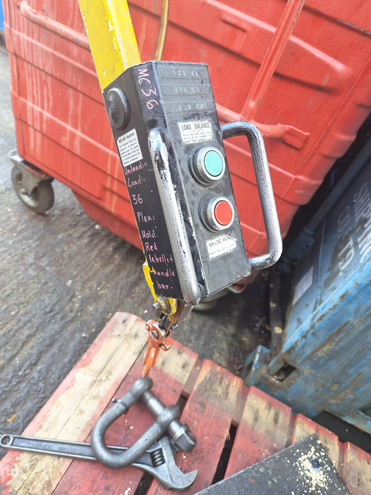 Used RUSSELL RWH125 WORKHANDLER JIB CRANE