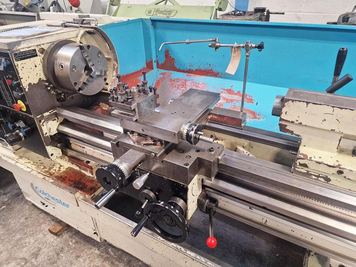Used 2004 COLCHESTER TRIUMPH VS2500 15" x 50" GAP BED CENTRE LATHE