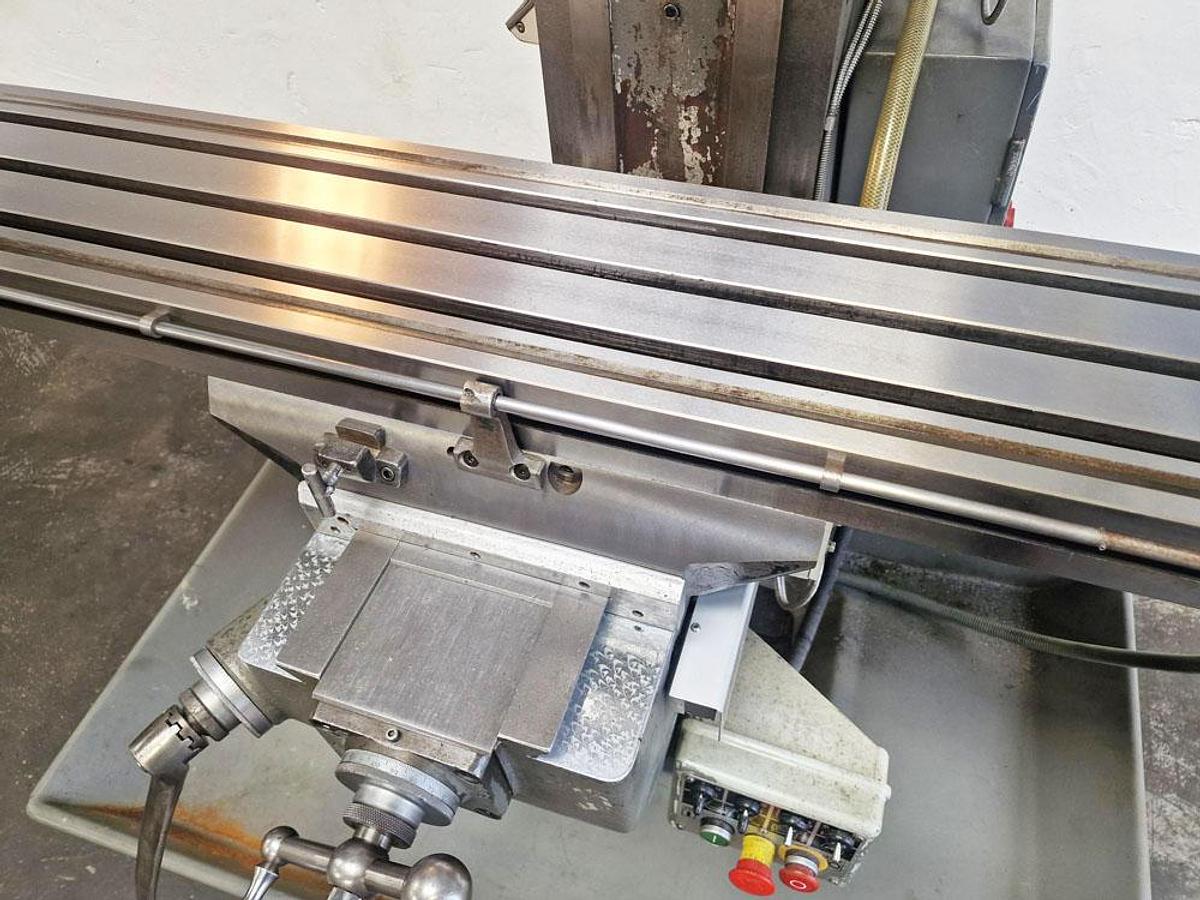 Used BRIDGEPORT SERIES 1 BR2J2 TURRET MILL