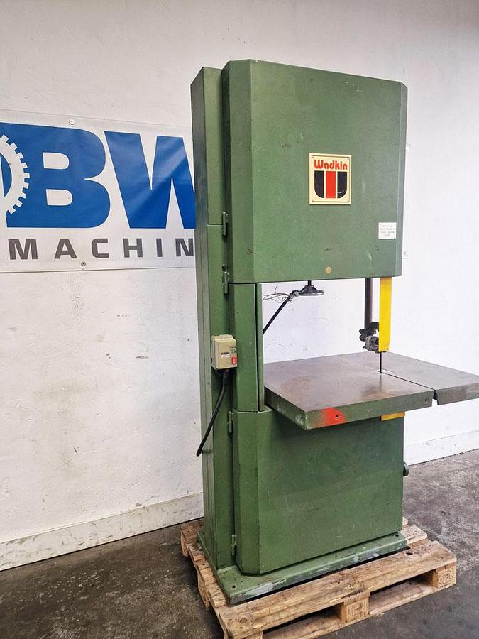 Used WADKIN C7 VERTICAL BANDSAW