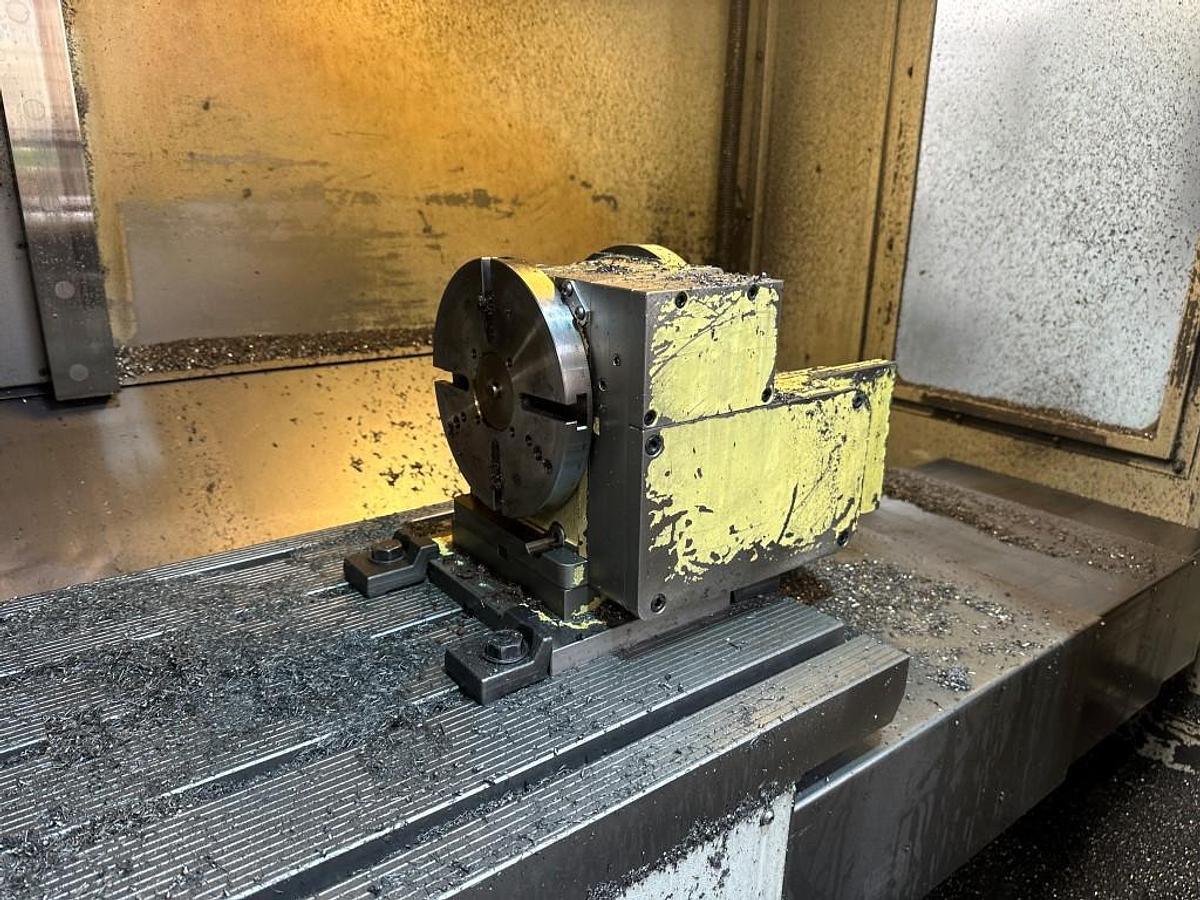 Used 2002 BRIDGEPORT VMC 800XP VERTICAL MACHINING CENTRE