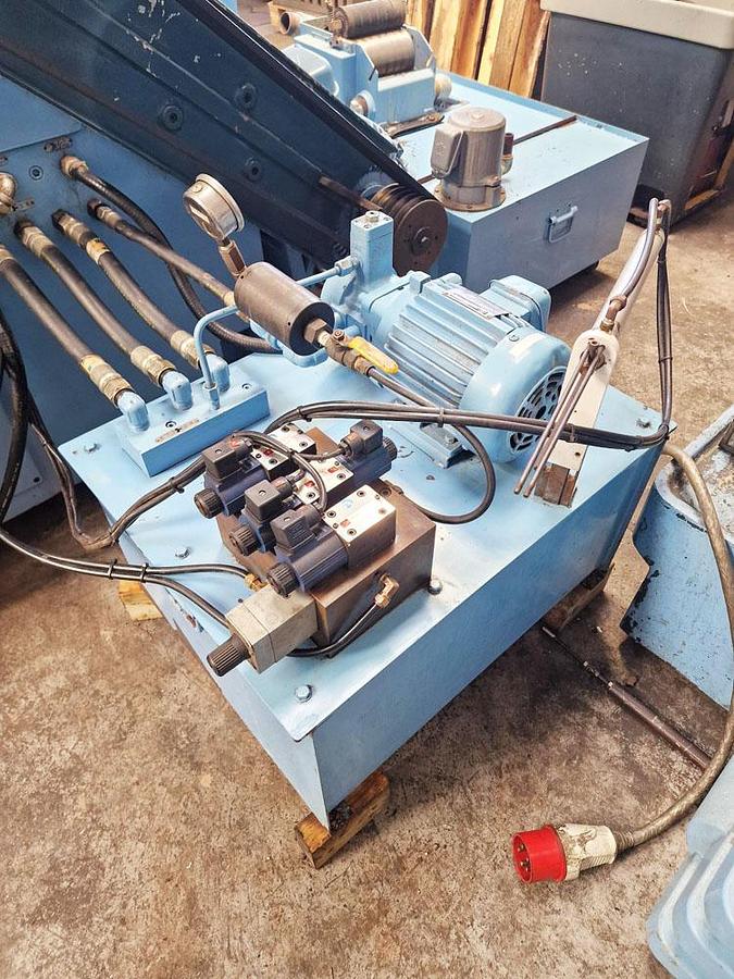 Used 1996 PARAGON RC-18 CENTRELESS GRINDER
