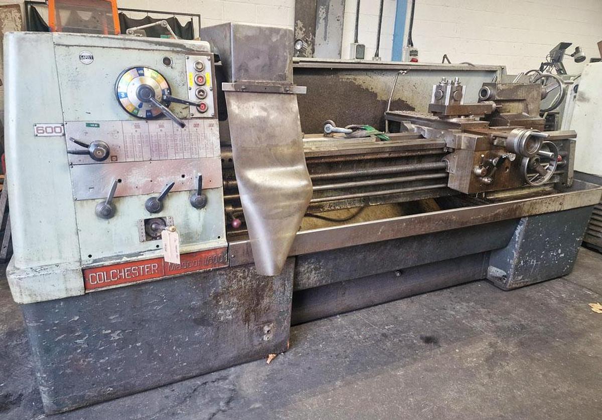 Used COLCHESTER MASCOT 1600 17" x 60" GAP BED CENTRE LATHE