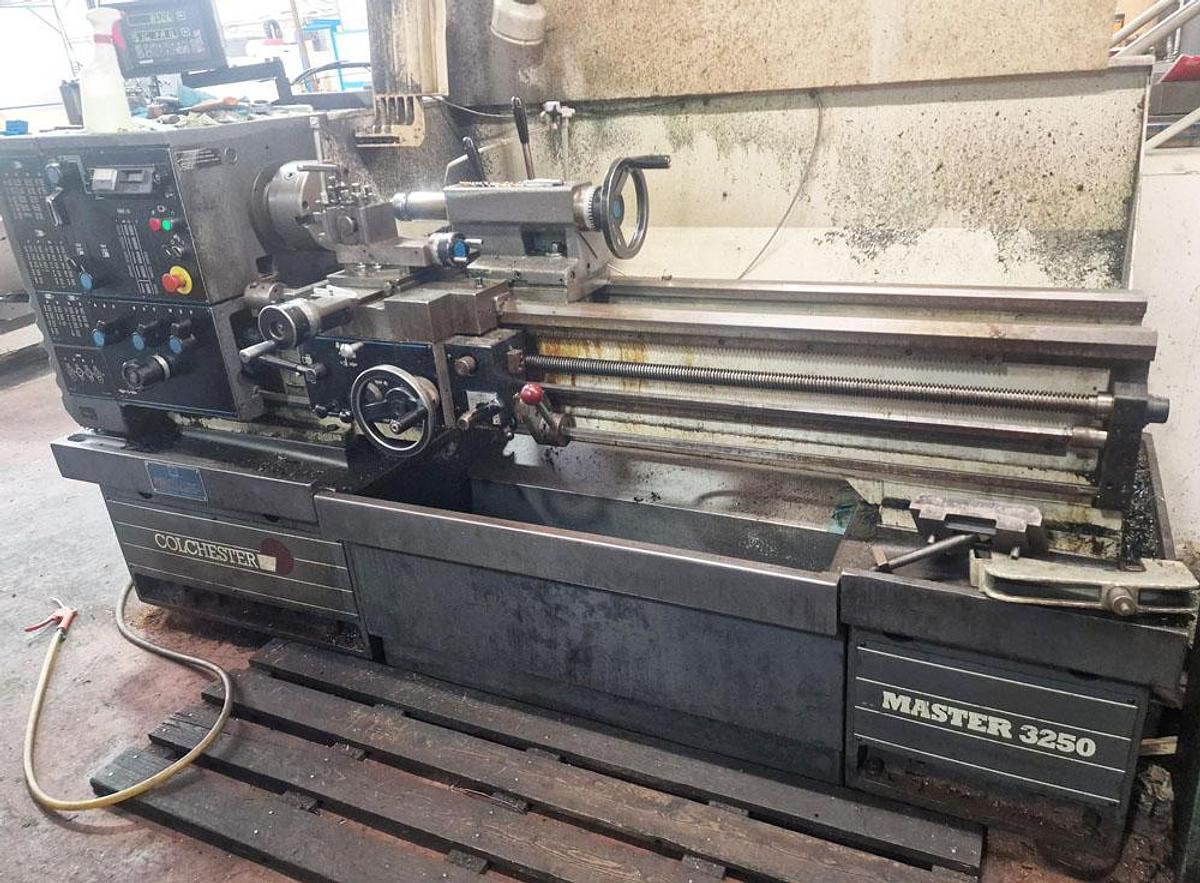 Used COLCHESTER VS3250 MASTER 13" x 40" GAP BED CENTRE LATHE