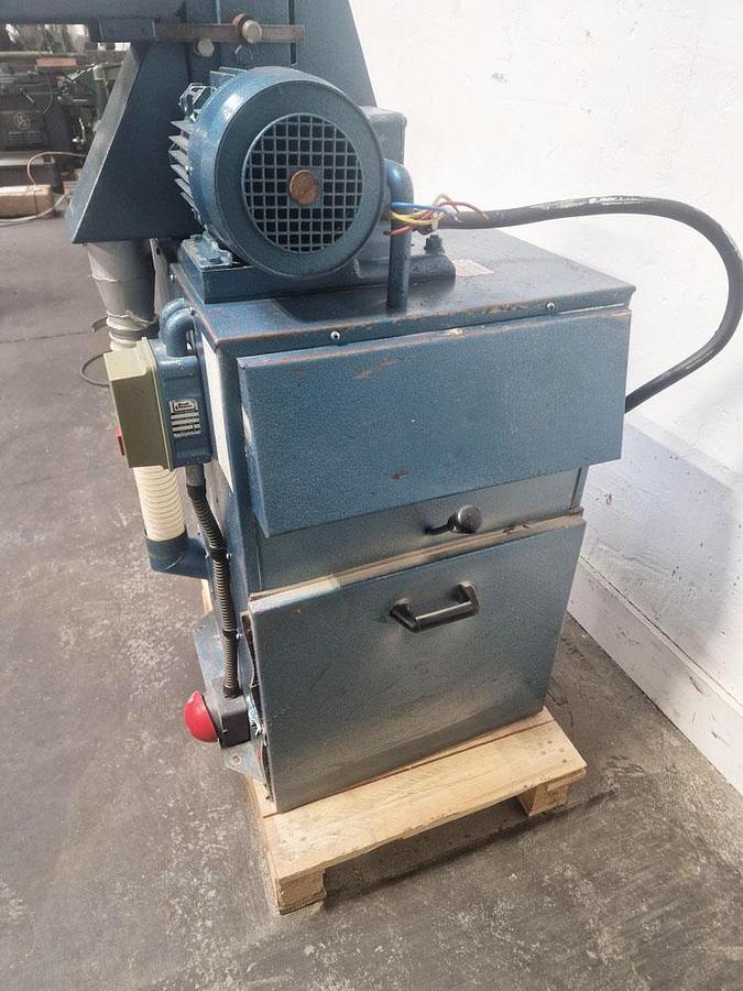 Used RJH VERTICAL LINISHER MOUNTED ON DUST EXTRACTOR
