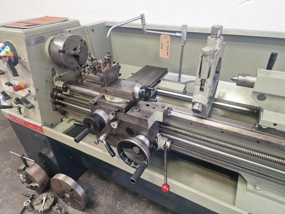 Used COLCHESTER MASTER 2500 13" x 40" GAP BED CENTRE LATHE