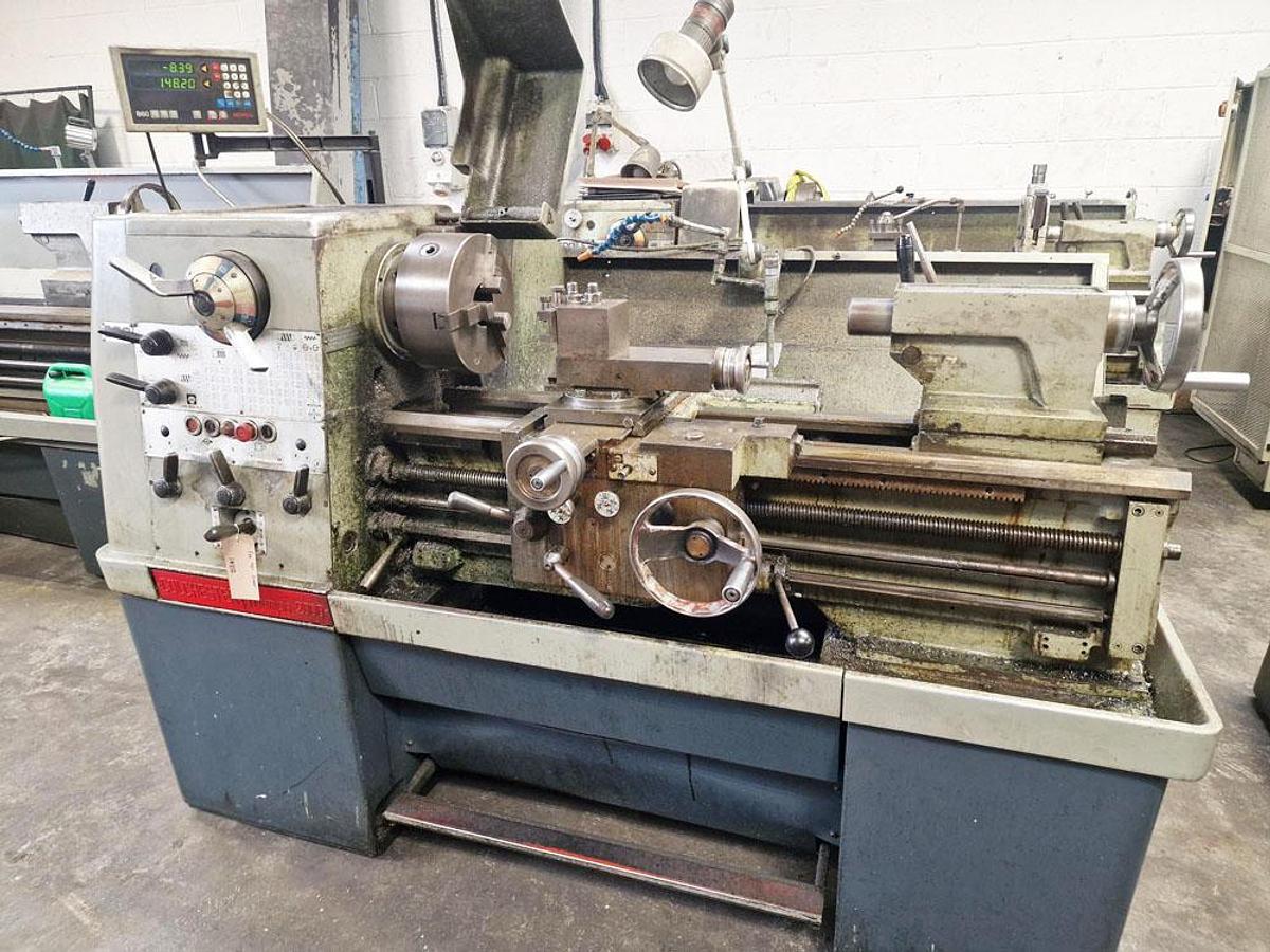 Used COLCHESTER COLCHESTER TRIUMPH 2000 15" x 30" GAP BED CENTRE LATHE