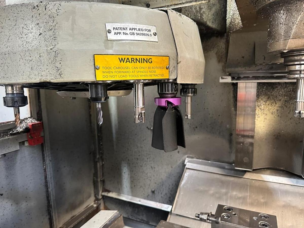 Used BRIDGEPORT VMC 600 VERTICAL MACHINING CENTRE