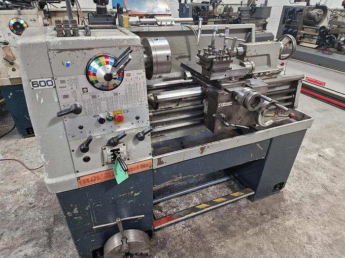 Used COLCHESTER STUDENT 1800 13" x 25" GAP BED CENTRE LATHE