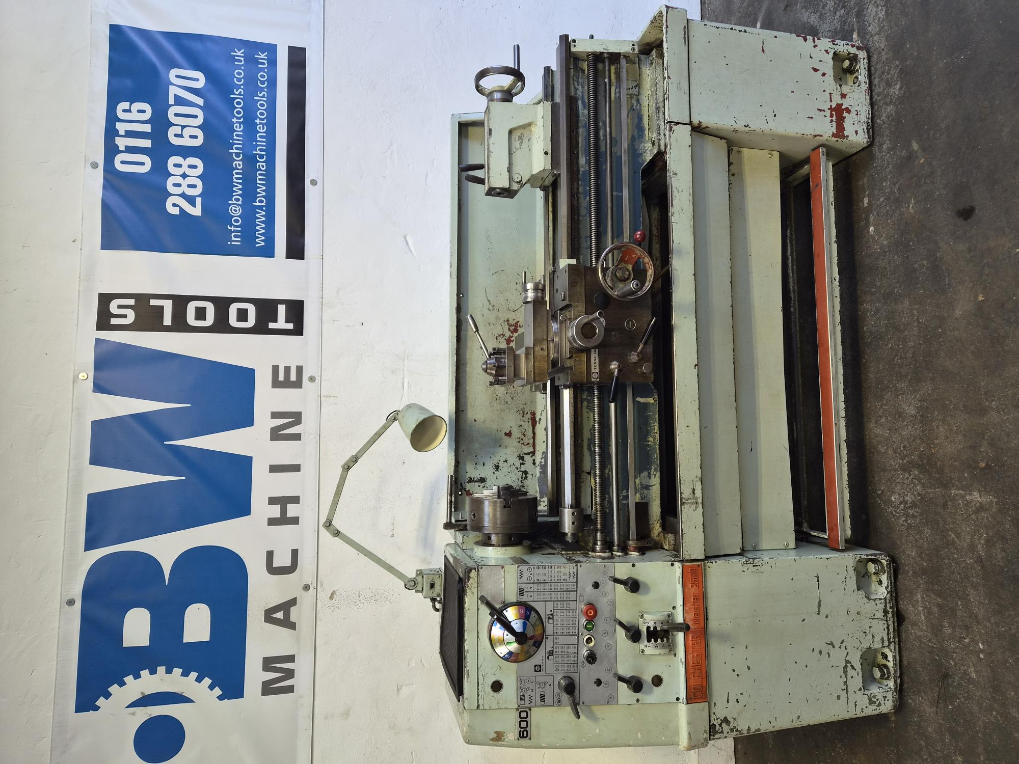 Used COLCHESTER MASTER 2500 13" x 40" GAP BED CENTRE LATHE