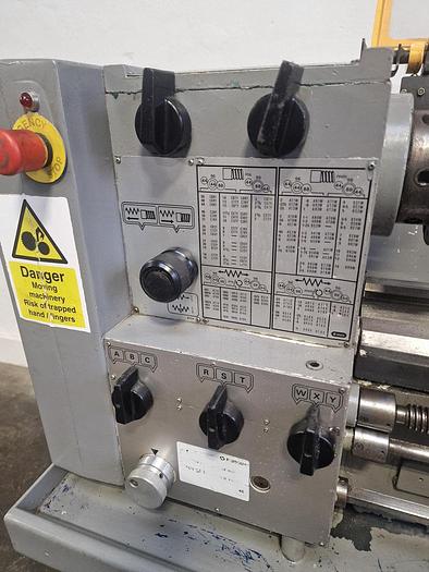Used HARRISON M300 13" x 25" GAP BED CENTRE LATHE