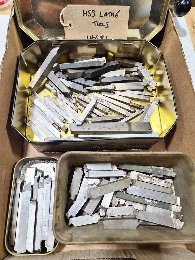 Used UNKNOWN HSS LATHES TOOLS