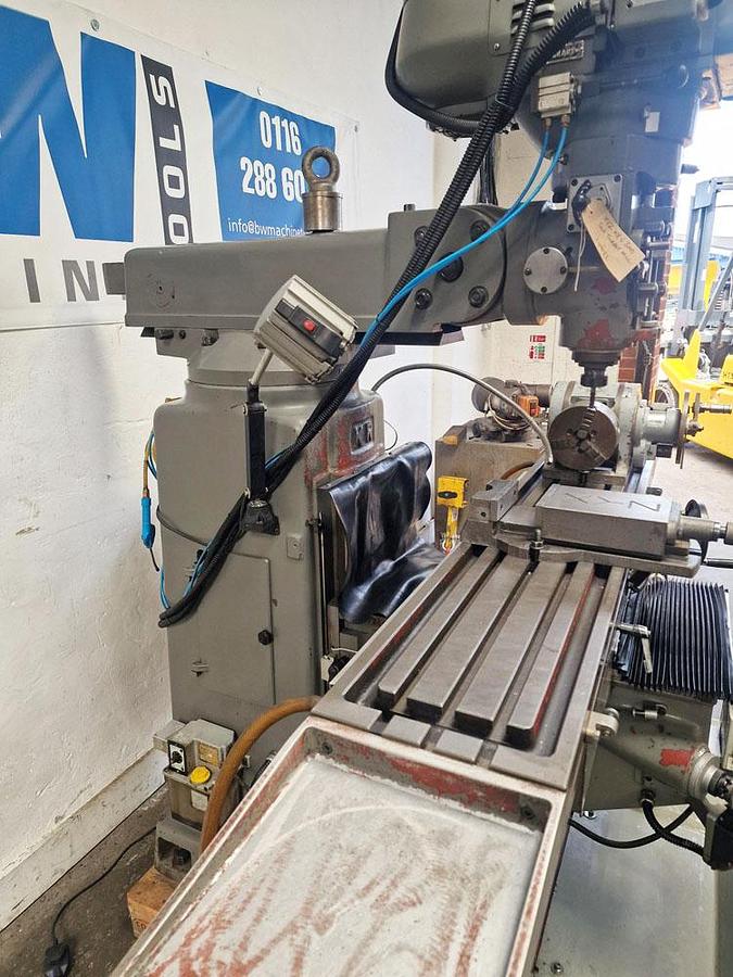 Used XYZ KRV 3000 SLV HEAVY DUTY TURRET MILL