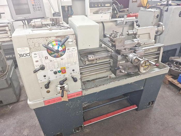 Used COLCHESTER STUDENT 1800 13" x 25" GAP BED CENTRE LATHE