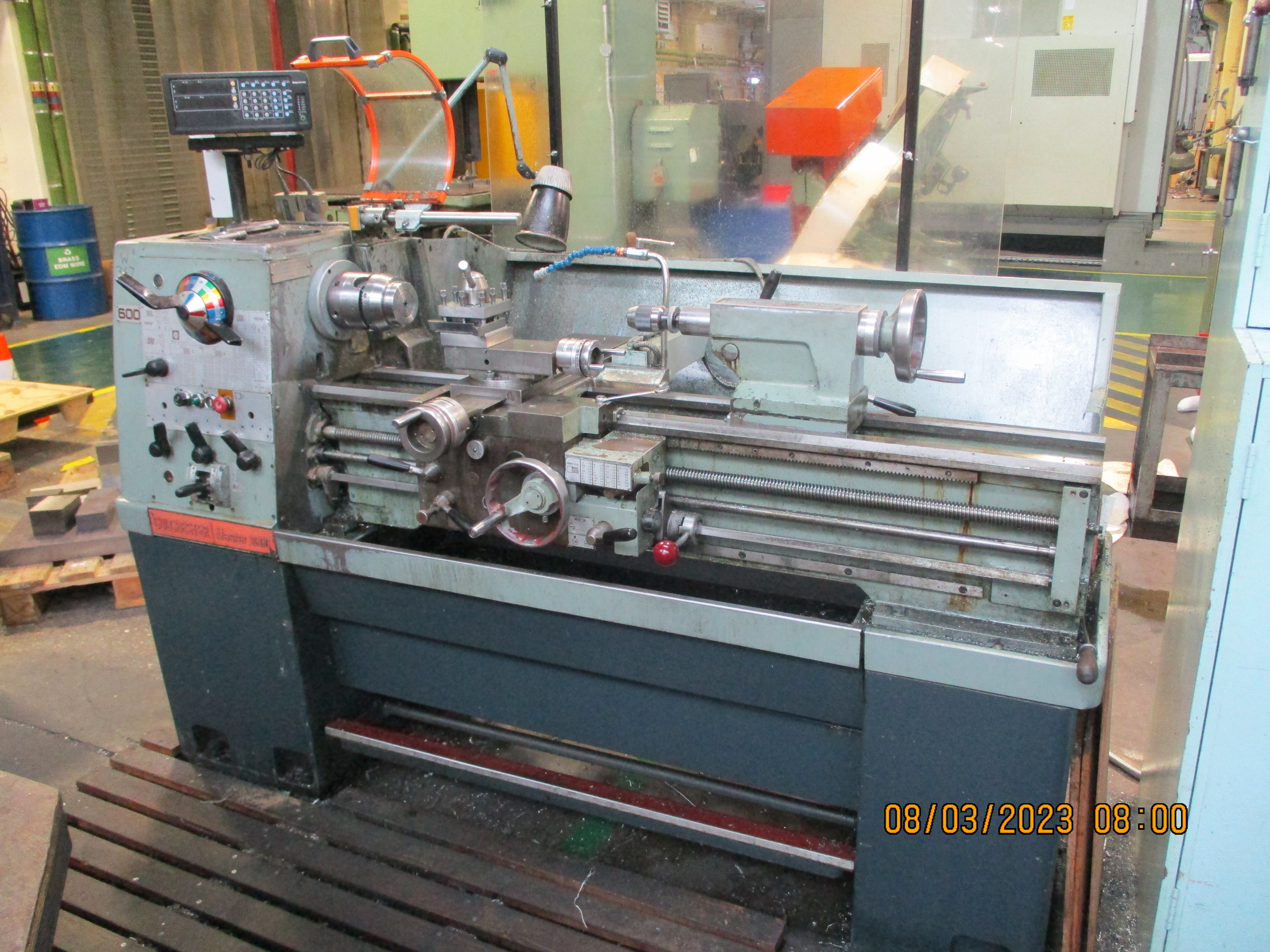 Used COLCHESTER MASTER 2500 13" x 40" GAP BED CENTRE LATHE