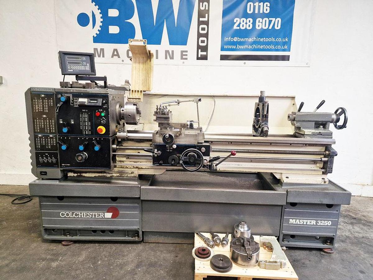 Used COLCHESTER VS3250 MASTER 13" x 40" GAP BED CENTRE LATHE