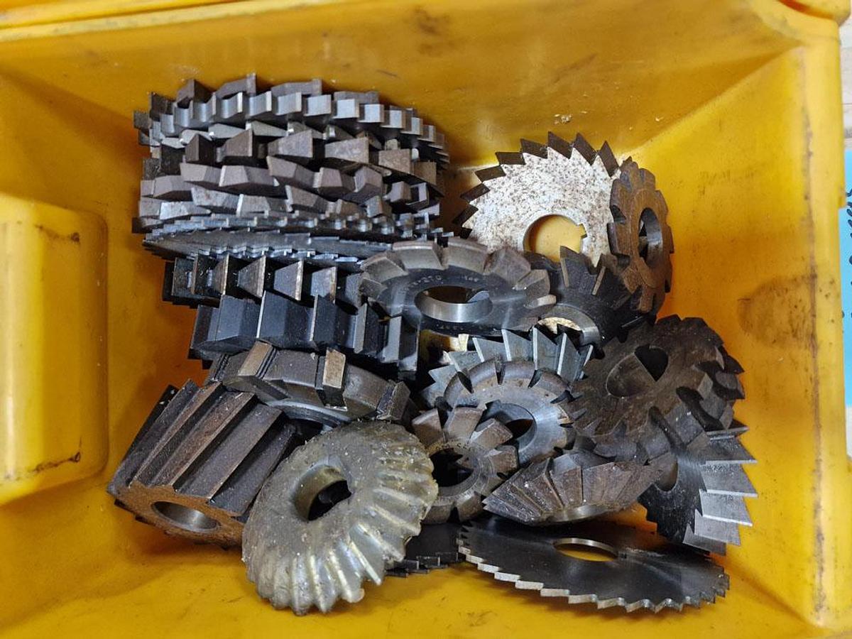 Used UNKNOWN MISCELLANEOUS SIDE & FACE CUTTERS