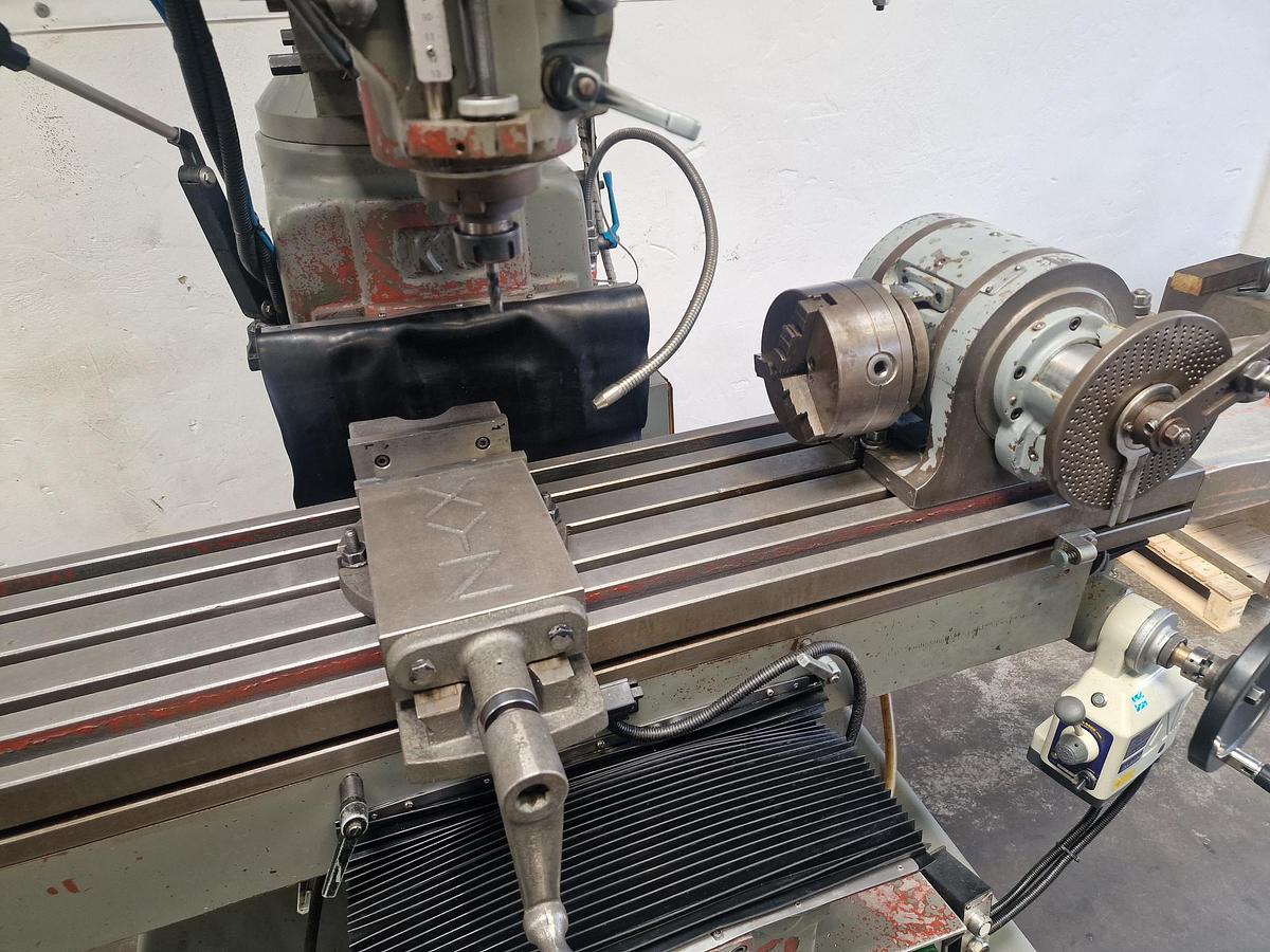 Used XYZ KRV 3000 SLV HEAVY DUTY TURRET MILL