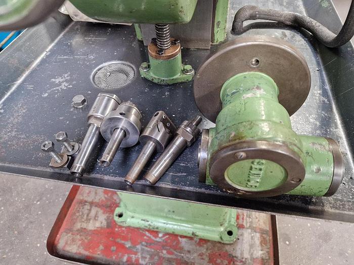 Used TOM SENIOR M1 MILLING MACHINE
