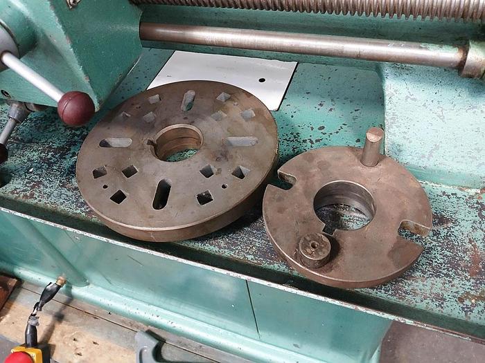 Used HARRISON 140 GAP BED CENTRE LATHE