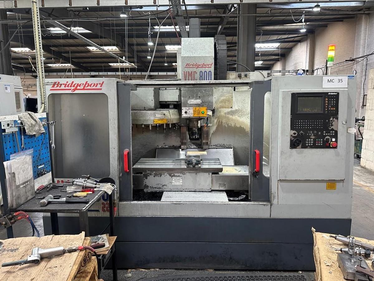 Used 1996 BRIDGEPORT VMC 800 VERTICAL MACHINING CENTRE