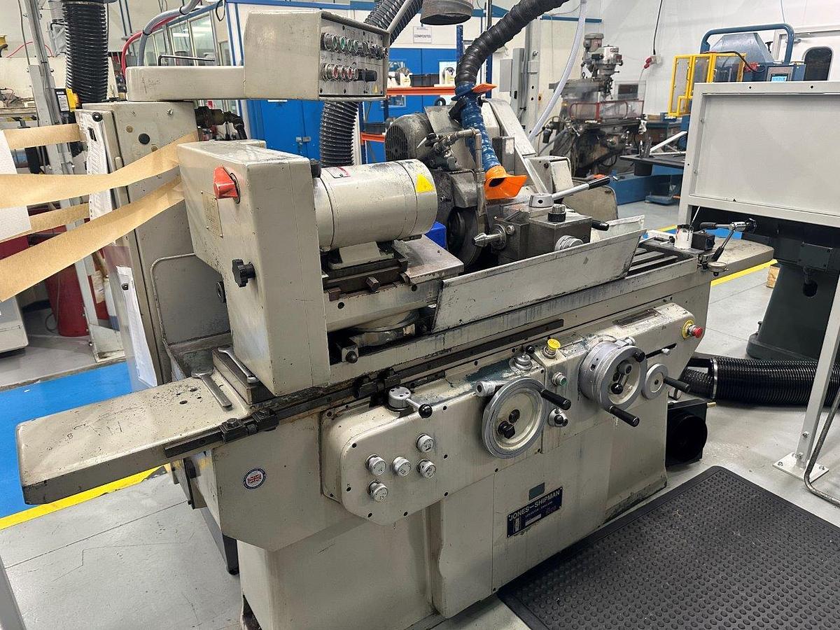 Used JONES & SHIPMAN 1076 EIU UNIVERSAL CYLINDRICAL GRINDER