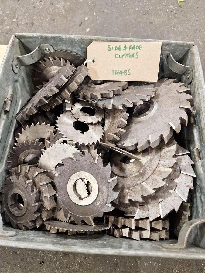 Used UNKNOWN SIDE & FACE MILLING CUTTERS