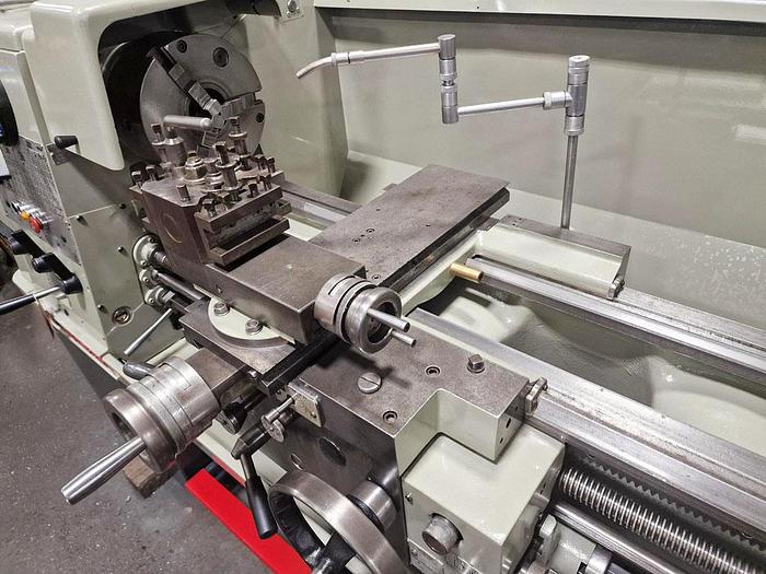 Used COLCHESTER TRIUMPH 2000 15" x 50" GAP BED CENTRE LATHE