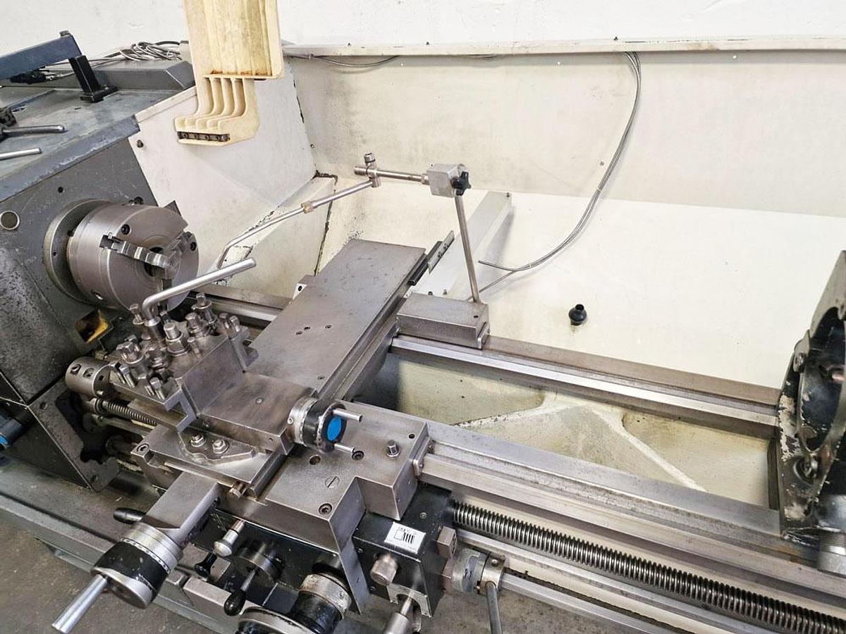 Used COLCHESTER VS3250 MASTER 13" x 40" GAP BED CENTRE LATHE