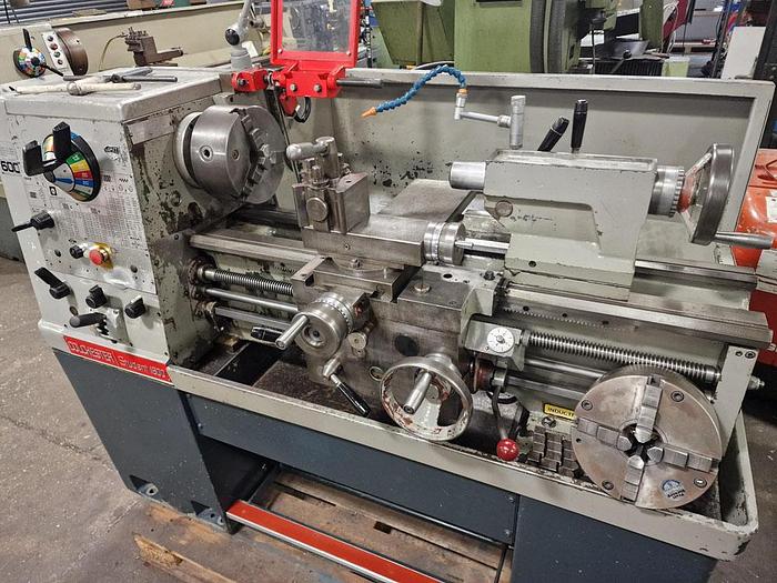 Used COLCHESTER COLCHESTER STUDENT 1800 13" x 25" STRAIGHT BED CENTRE LATHE
