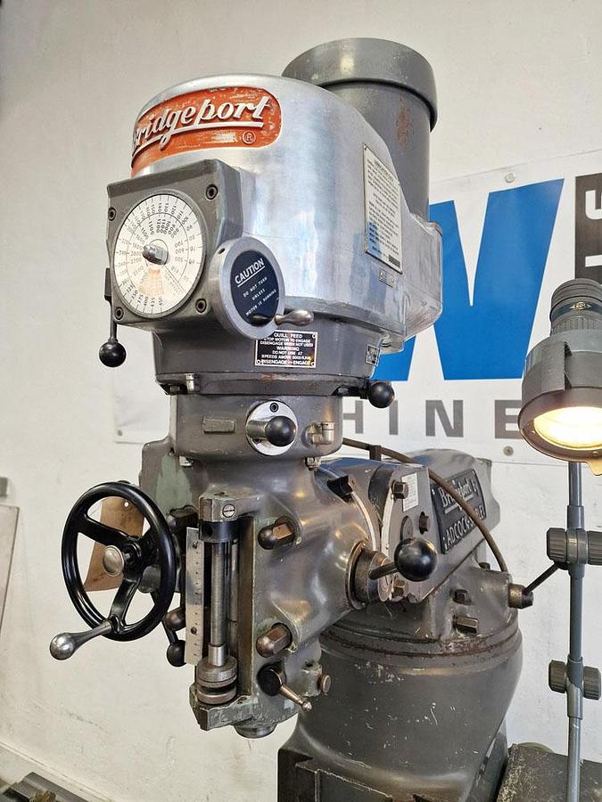 Used BRIDGEPORT SERIES 1 BR2J2 TURRET MILL