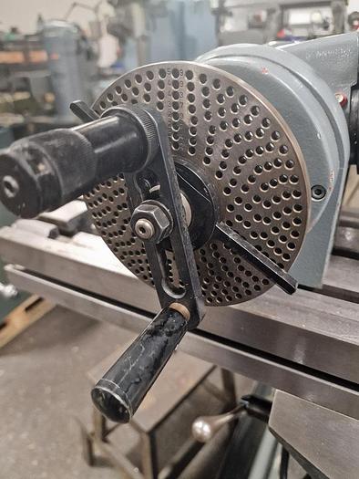 Used WALTER HU100 UNIVERSAL DIVIDING HEAD