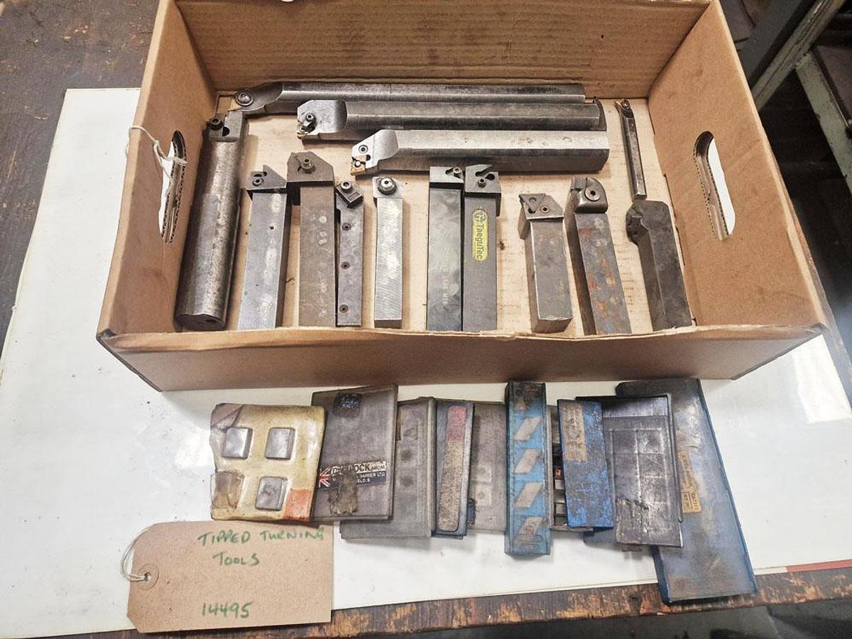 Used UNKNOWN TIPPED TURNING TOOLS