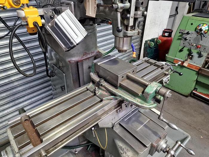 Used BRIDGEPORT BR2J2 TURRET MILL