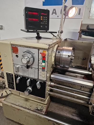 Used HARRISON M400 x 1000mm GAP BED CENTRE LATHE