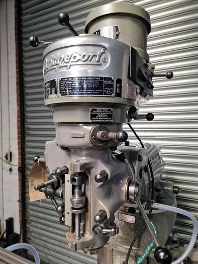 Used BRIDGEPORT BRJ TURRET MILL