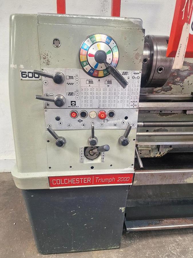 Used COLCHESTER TRIUMPH 2000 15" x 50" STRAIGHT BED CENTRE LATHE