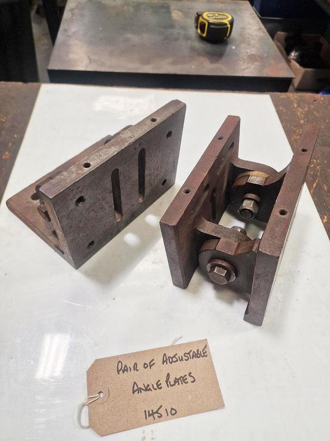 Used UNKNOWN PAIR OF ADJUSTABLE ANGLE PLATES