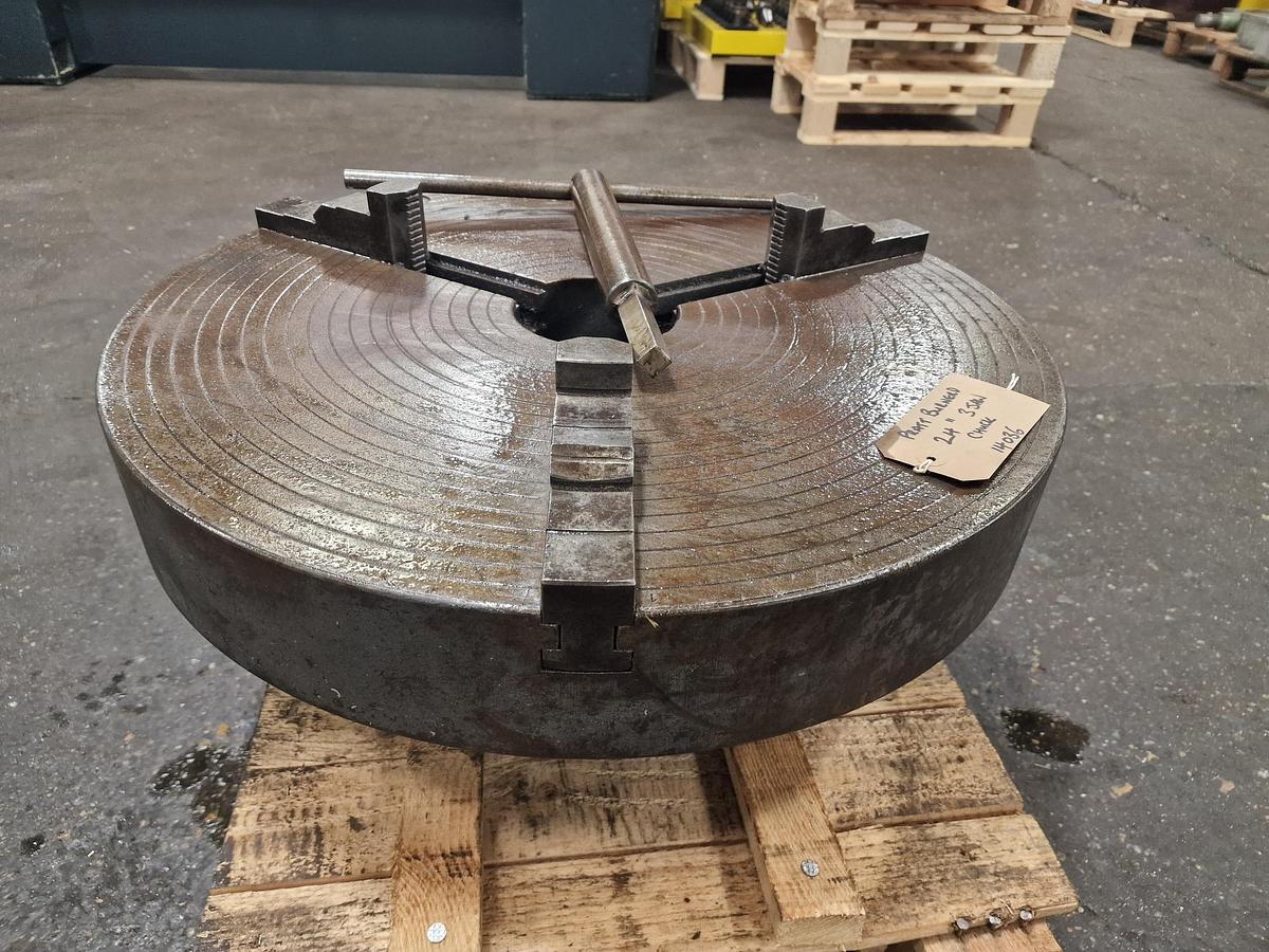 Used PRATT BURNERD 24" DIAMETER 3 JAW CHUCK