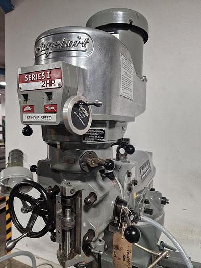 Used BRIDGEPORT SERIES 1 BR2J2 TURRET MILL