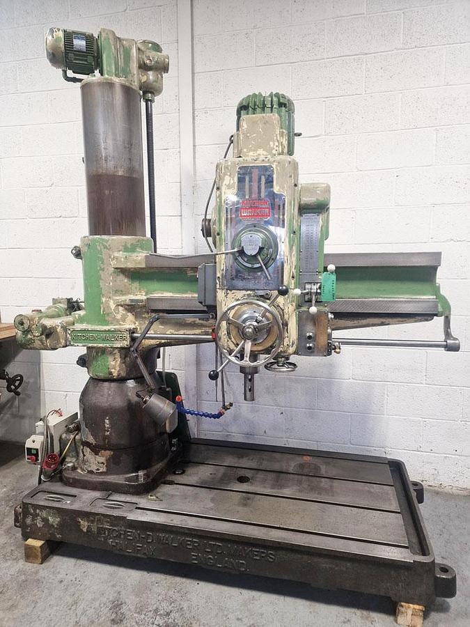 Used KITCHEN & WALKER E2 4'6" RADIAL ARM DRILL
