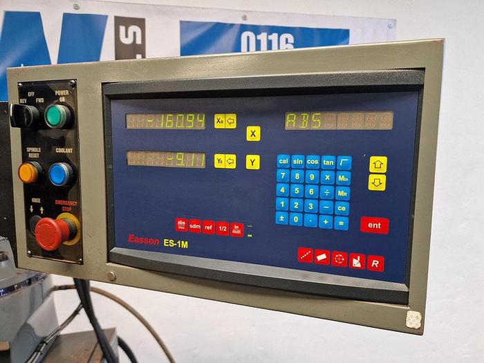 Used 2002 XYZ 1500 TURRET MILL