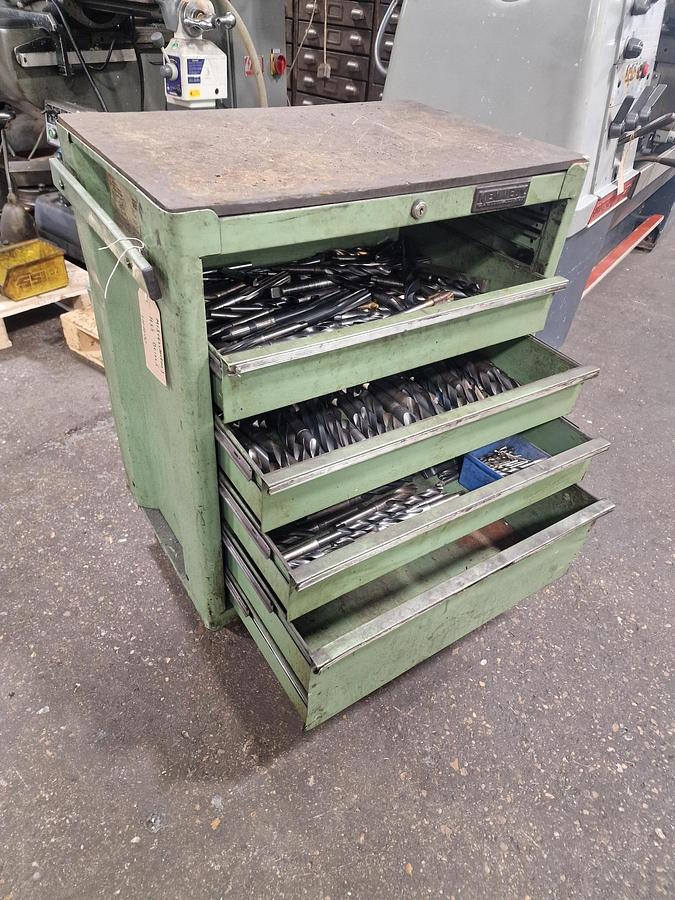 Used UNKNOWN MISCELLANEOUS HSS DRILLS